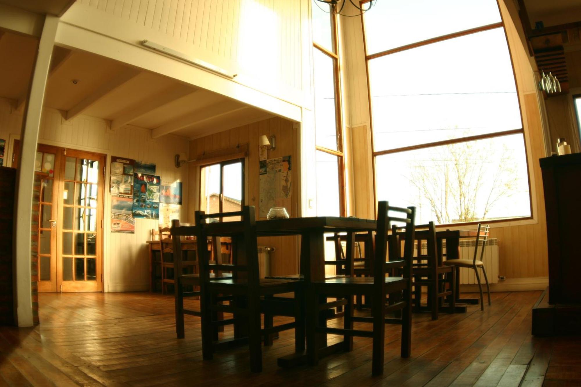 Hostel De Las Manos El Calafate Bagian luar foto