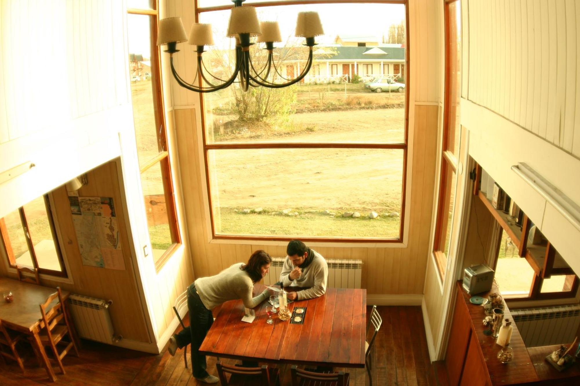 Hostel De Las Manos El Calafate Bagian luar foto