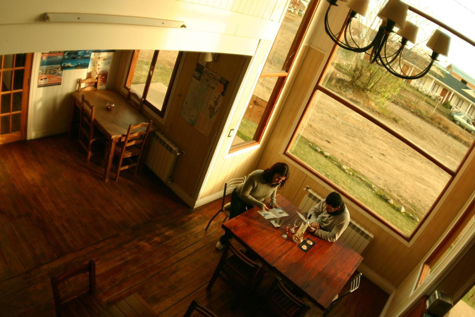 Hostel De Las Manos El Calafate Bagian luar foto